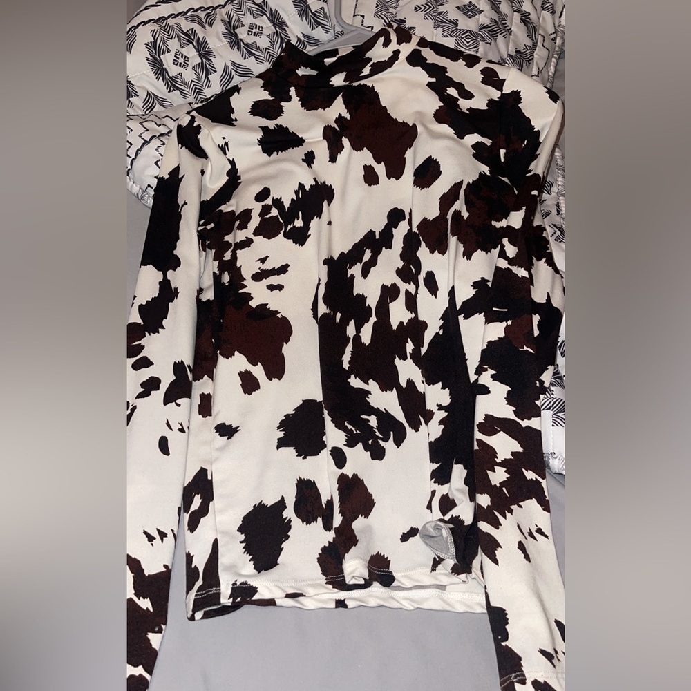 willow & root cow print mock neck